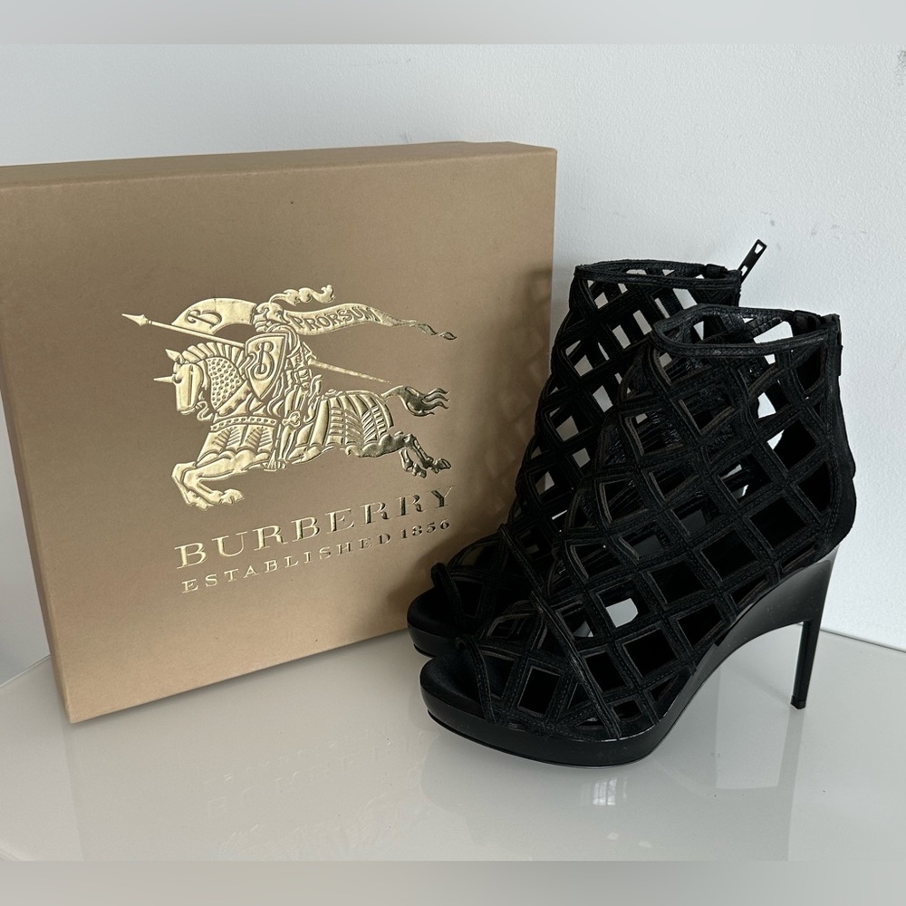 Burberry Suede Edenside Heels in Black, Size 39.5